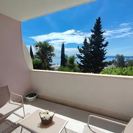 Marivi - Luxury Above The Znjan Apartment *