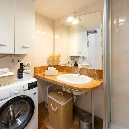 Marivi - Luxury Above The Znjan