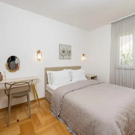 Apartment Marivi - Luxury Above The Znjan Split