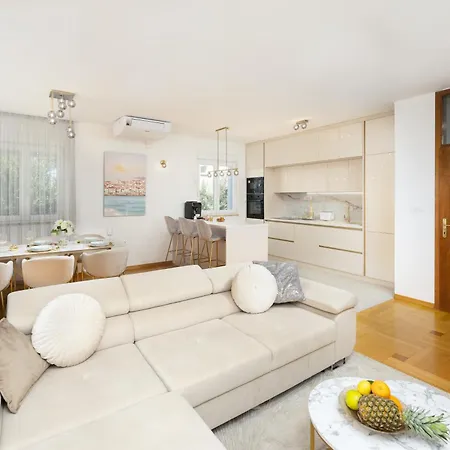 Marivi - Luxury Above The Znjan * Split