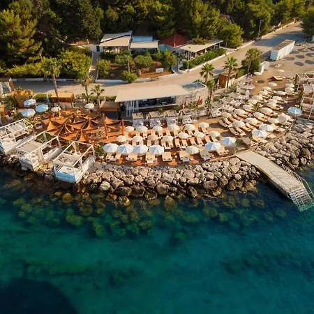 Marivi - Luxury Above The Znjan