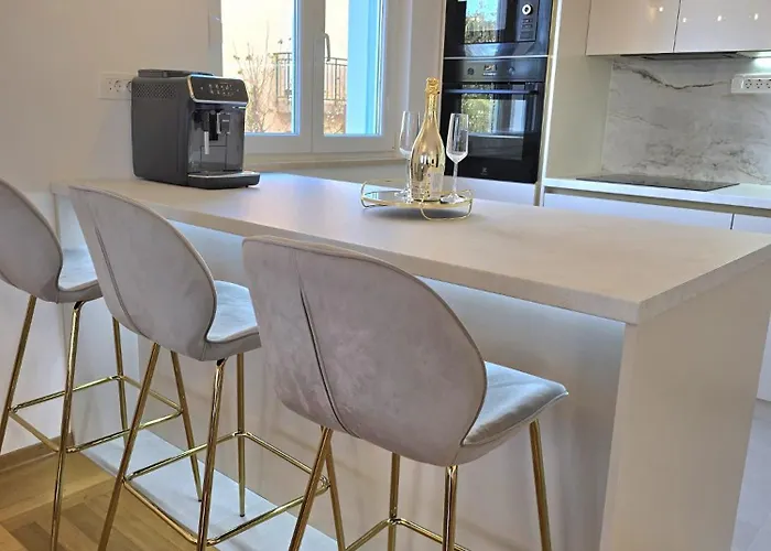 Marivi - Luxury Above The Znjan 公寓