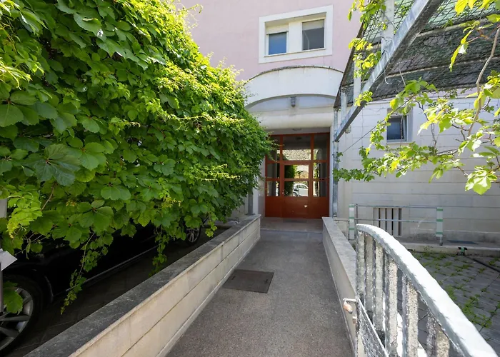 公寓 Marivi - Luxury Above The Znjan