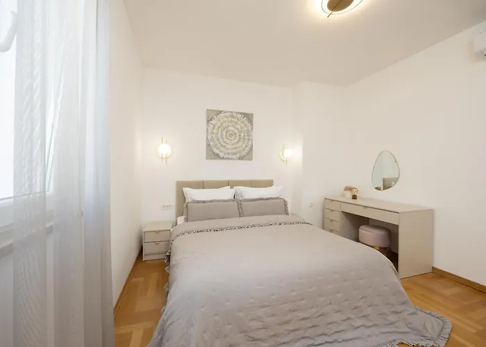 Marivi - Luxury Above The Znjan 公寓 *